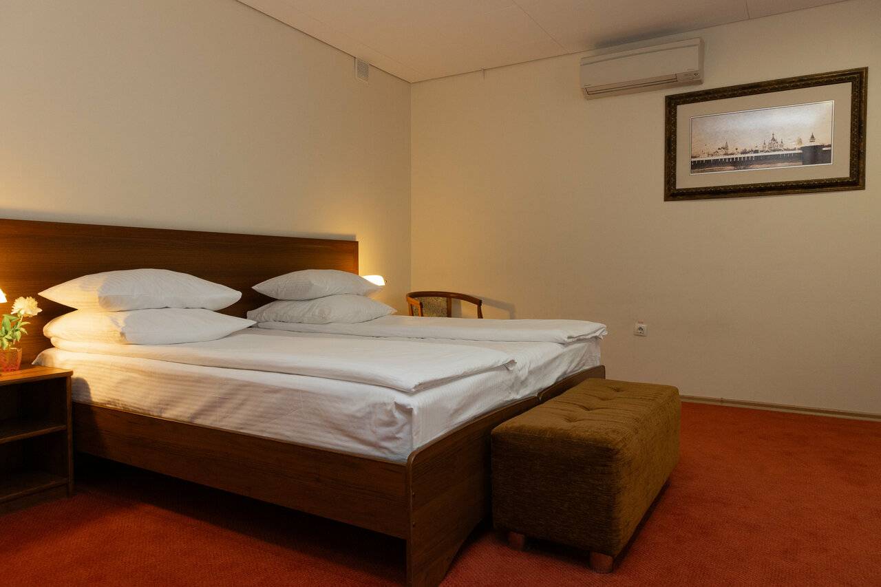 Фотографии номера Люкс с видом на город в Гостинице 40-й меридиан Арбат Коломна